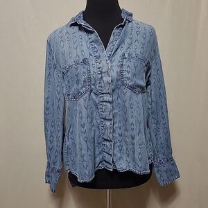 Chelsea & Violet Chambray Denim Shirt Womens Small Blue Roll Tab Sleeves